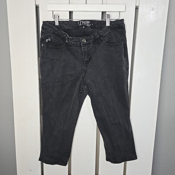 TRIPP NYC Womens Black Capri Cropped Pants 12 Stretch Skull‎ Detail Grunge Goth - Picture 1 of 14